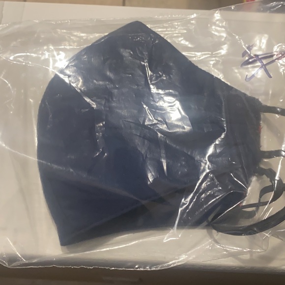 Mask - Picture 2 of 5